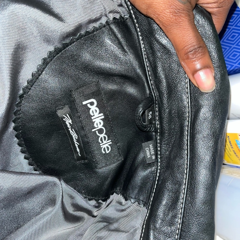 Jacket￼ PELLE